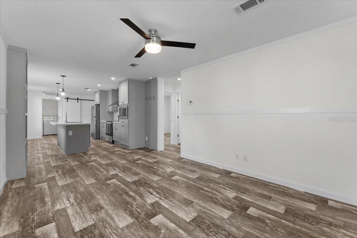 Image 15 of 33 For 2270 Griffin Road