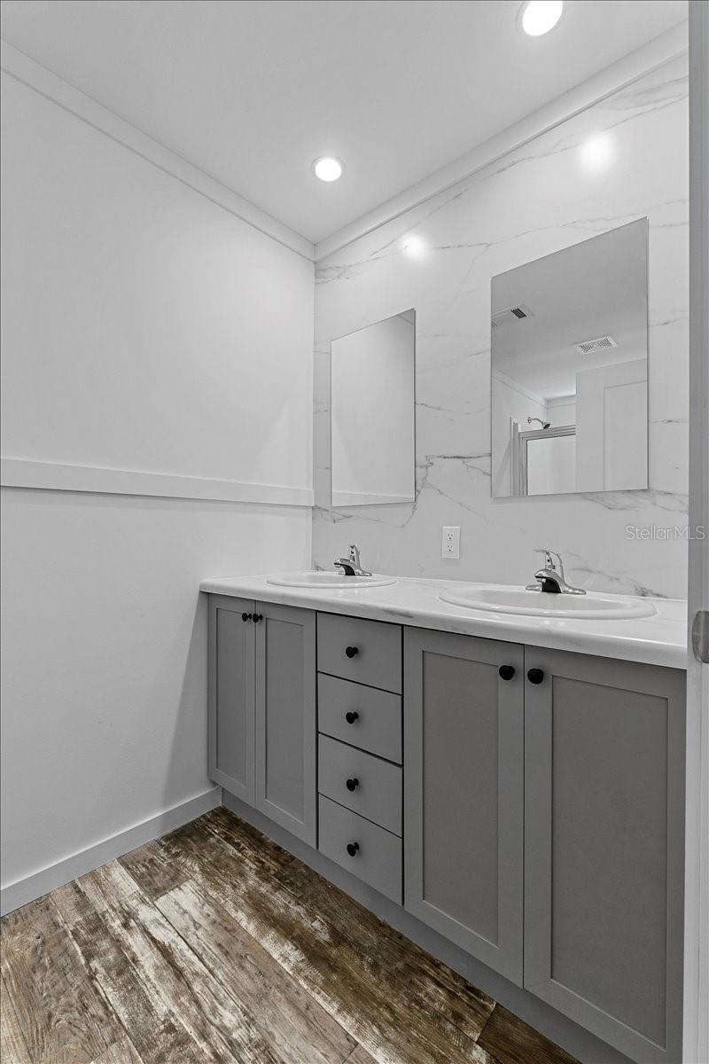 Image 7 of 33 For 2270 Griffin Road