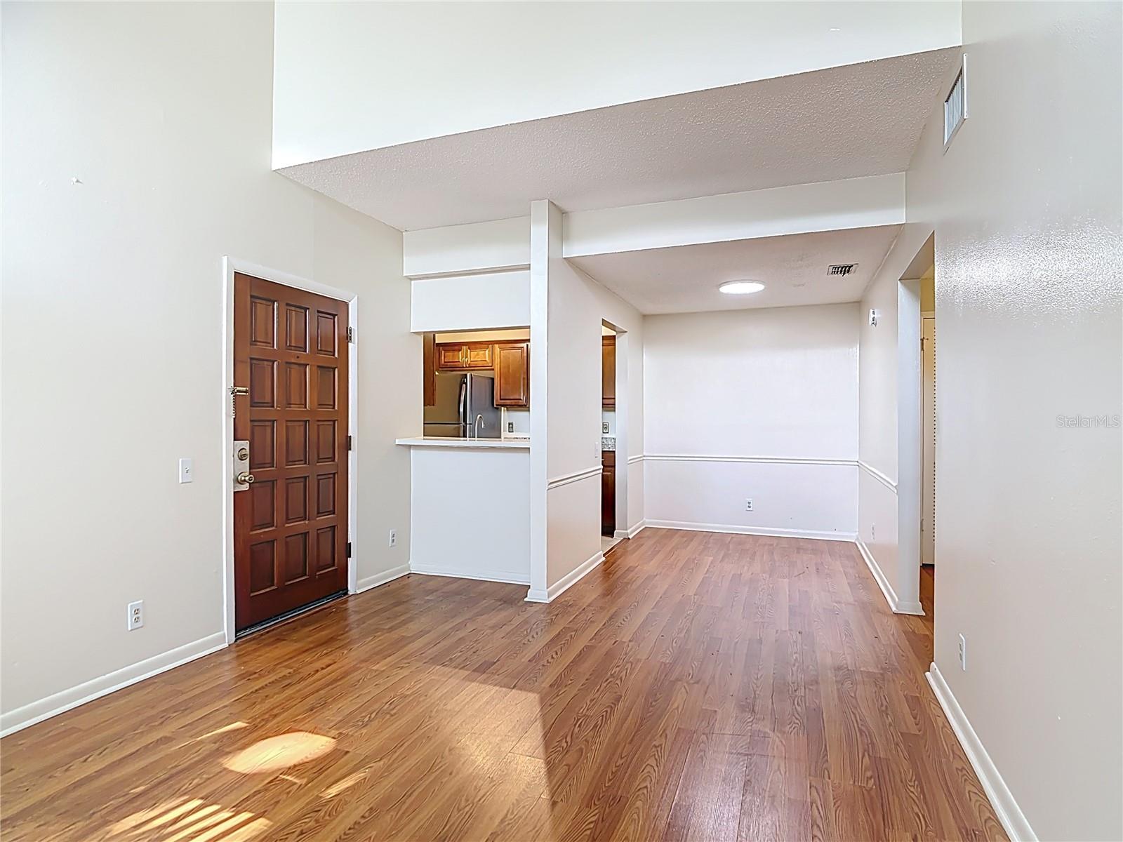 Image 8 of 58 For 2040 San Marcos Drive Se 202