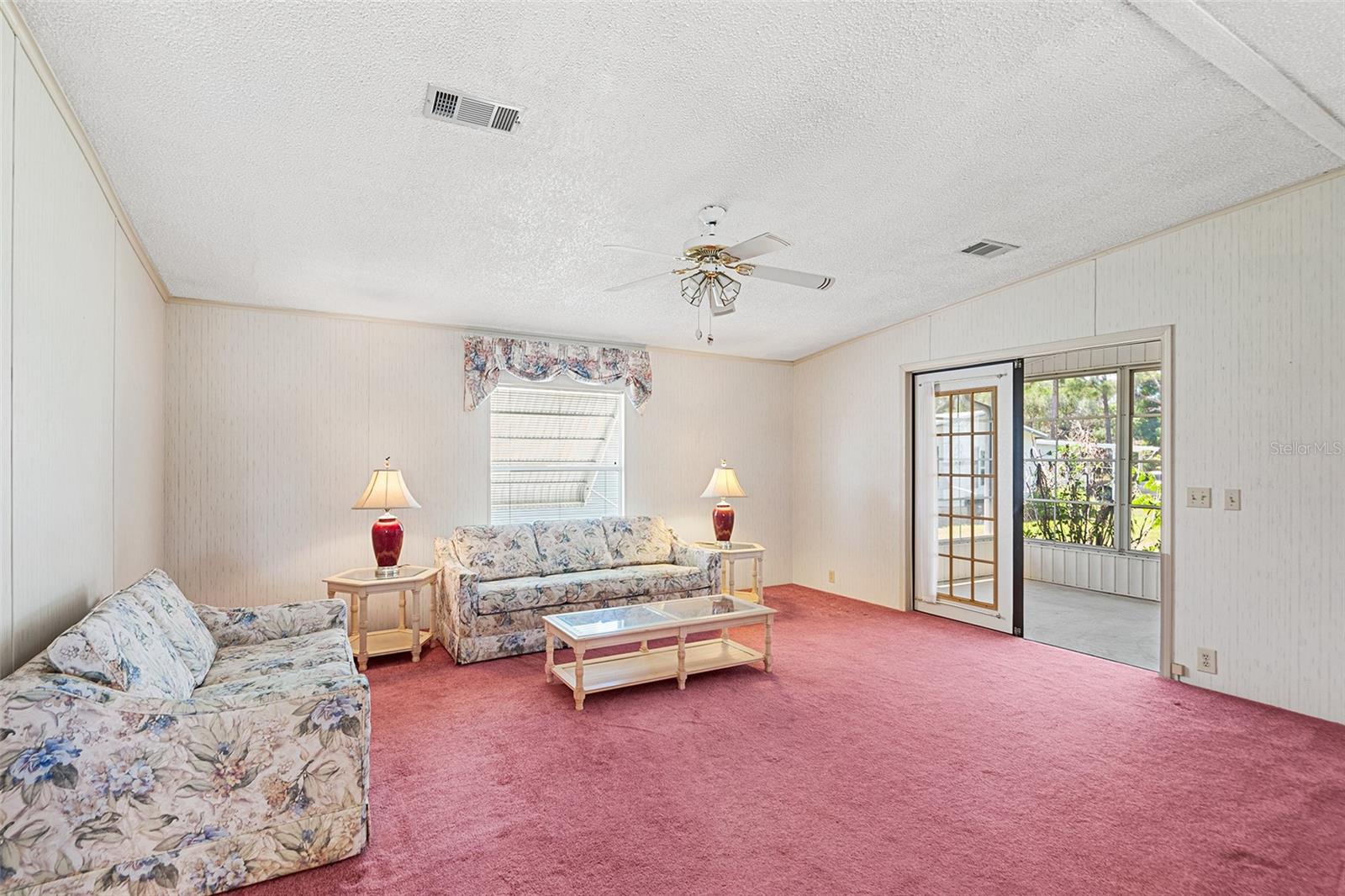 Image 15 of 33 For 6002 Grand Oaks Drive Se