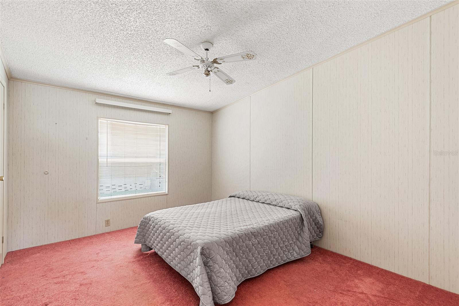 Image 24 of 33 For 6002 Grand Oaks Drive Se