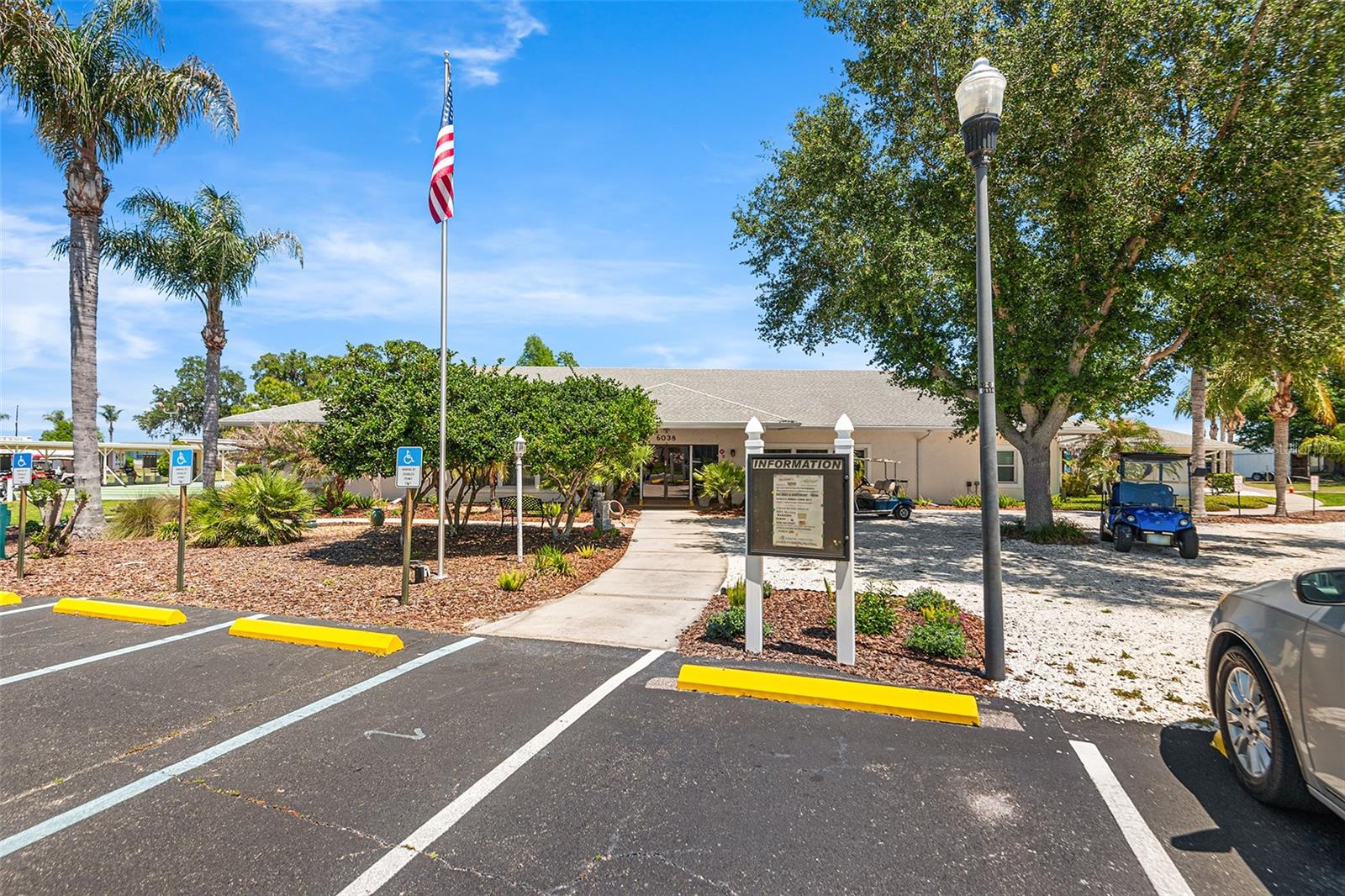 Image 29 of 33 For 6002 Grand Oaks Drive Se