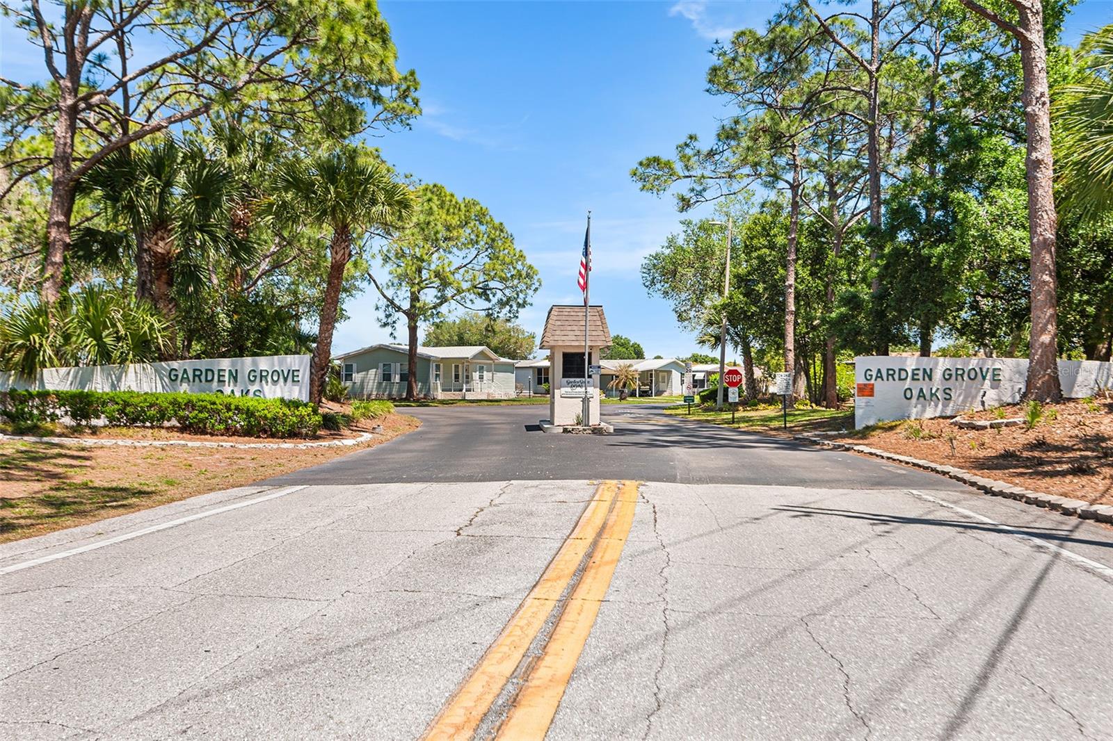 Image 33 of 33 For 6002 Grand Oaks Drive Se