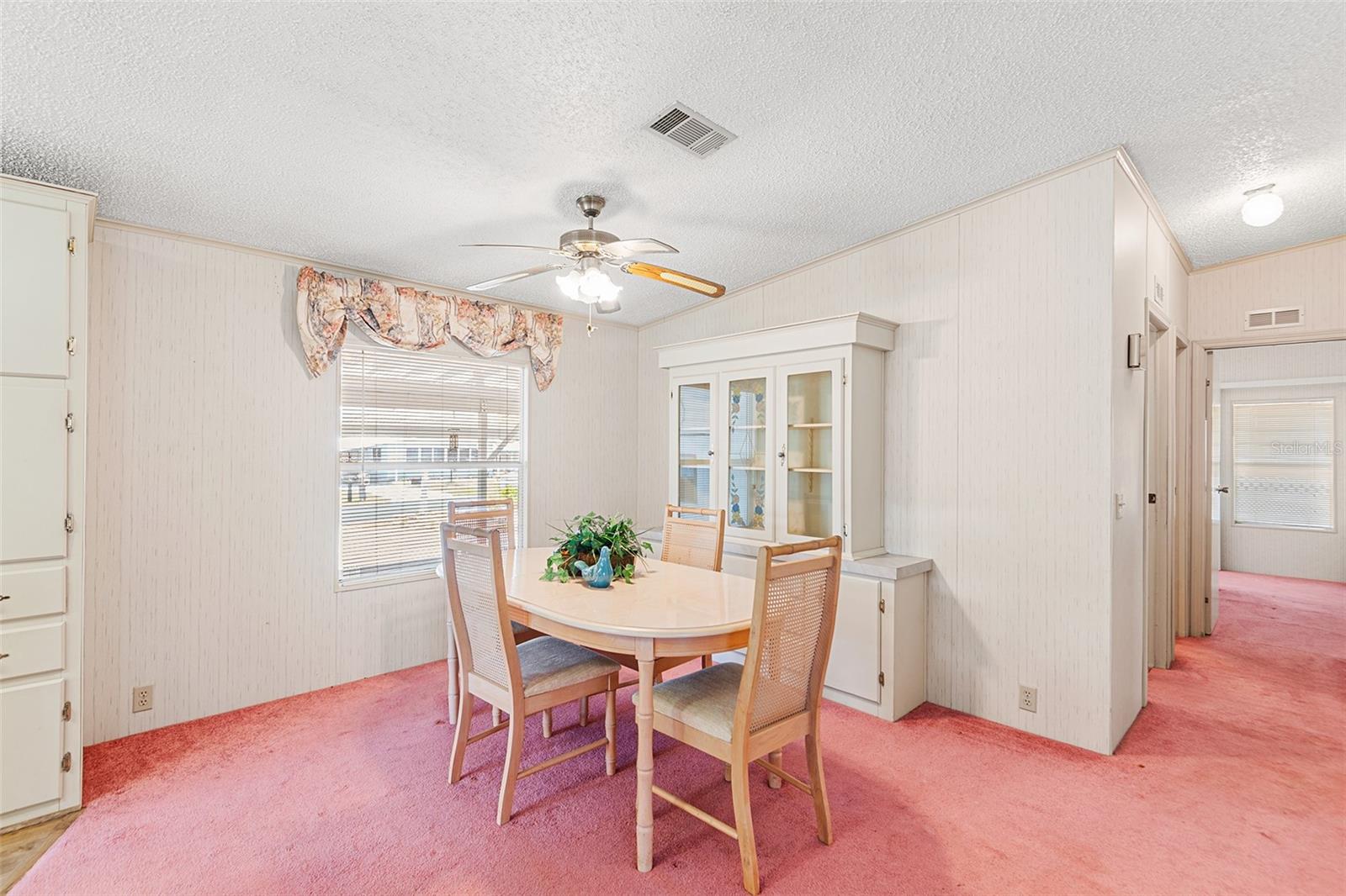 Image 7 of 33 For 6002 Grand Oaks Drive Se