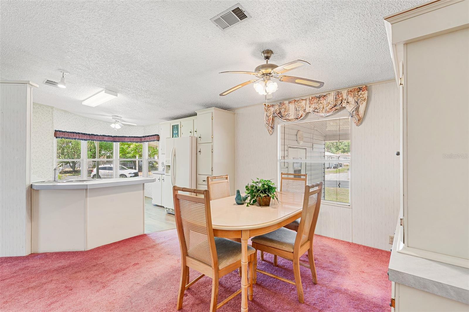 Image 9 of 33 For 6002 Grand Oaks Drive Se