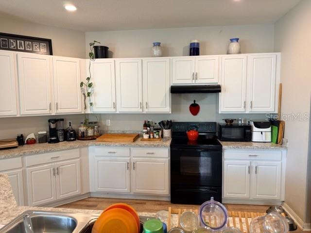 Image 8 of 12 For 4336 Moon Shadow Loop