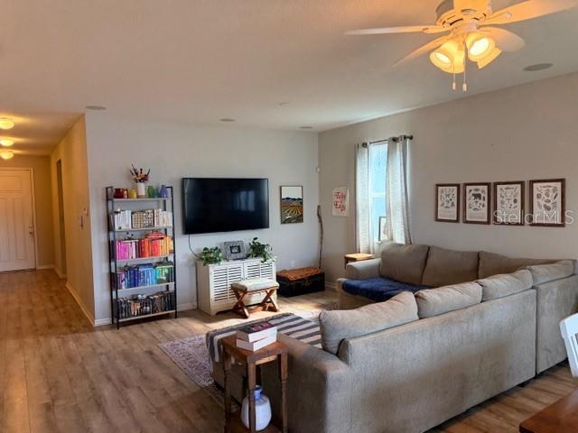 Image 9 of 12 For 4336 Moon Shadow Loop