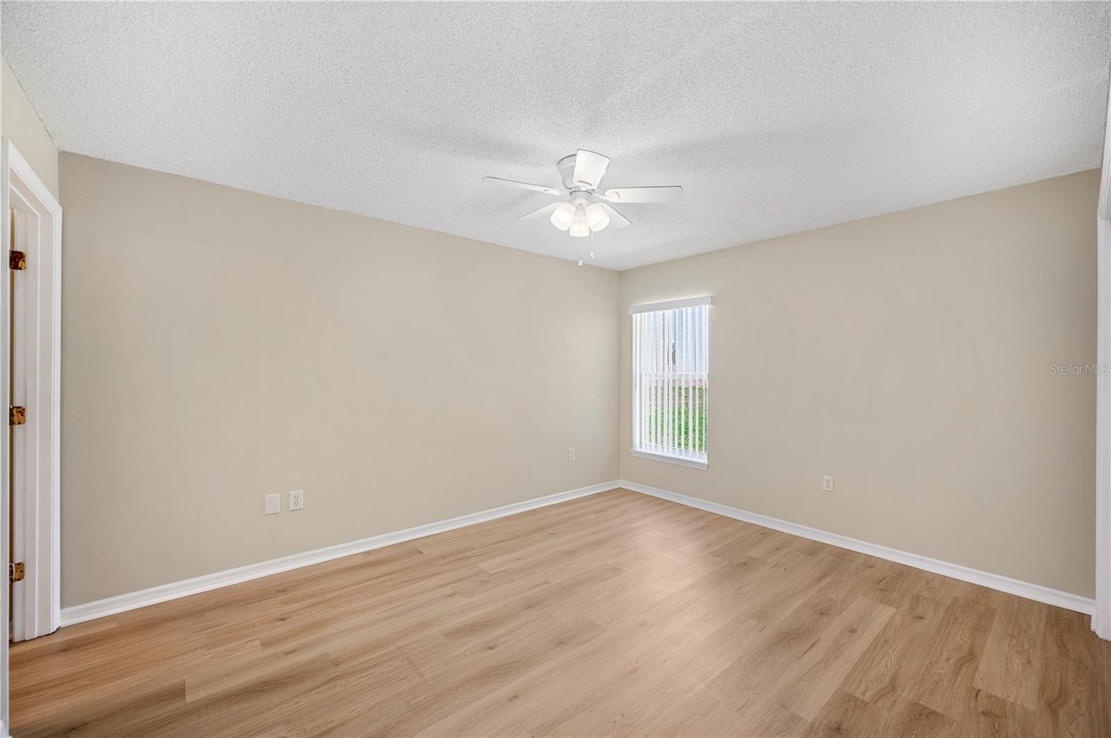 Image 16 of 29 For 2208 San Marcos Circle Se