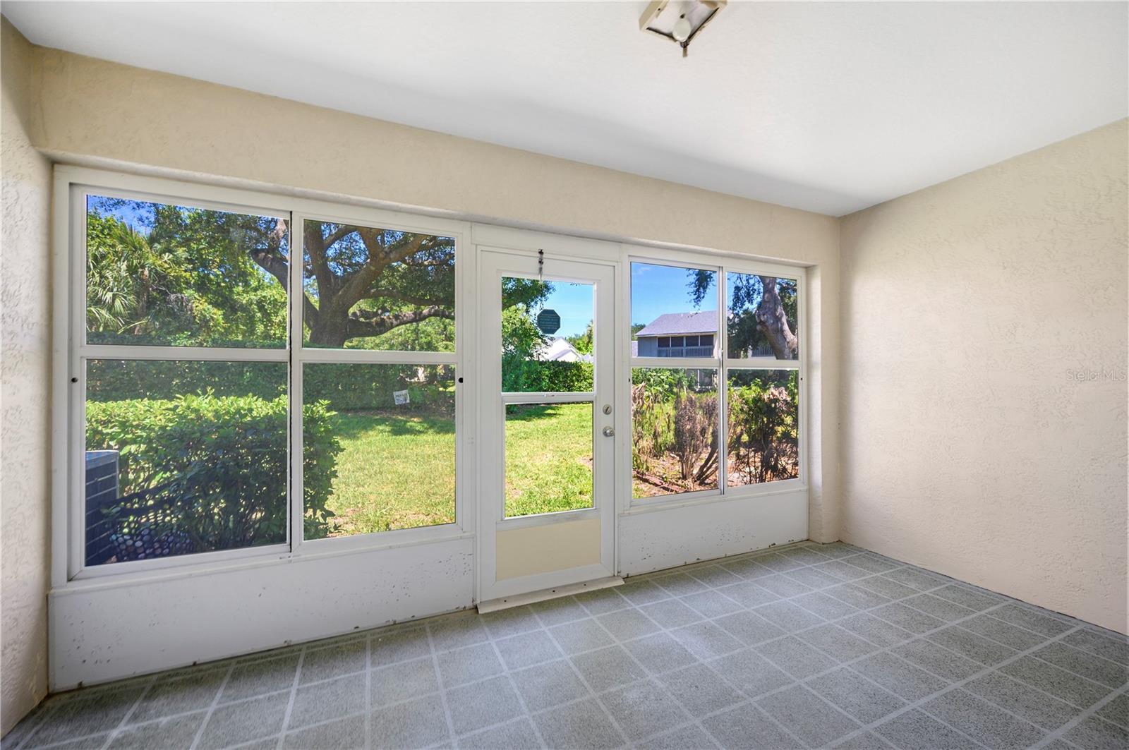 Image 19 of 29 For 2208 San Marcos Circle Se