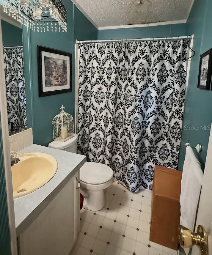 Image 18 of 19 For 4817 Rollinglen Loop W