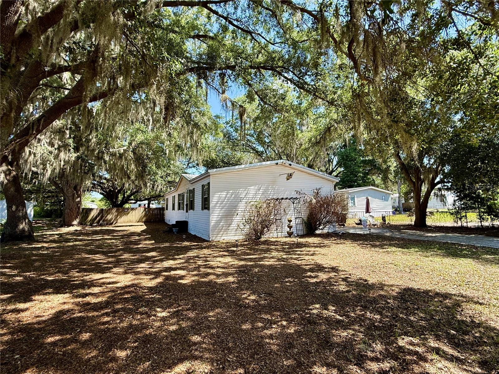 Image 5 of 19 For 4817 Rollinglen Loop W