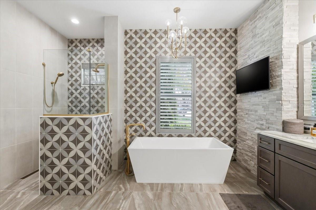 Image 29 of 80 For 2398 Heritage Lakes Drive