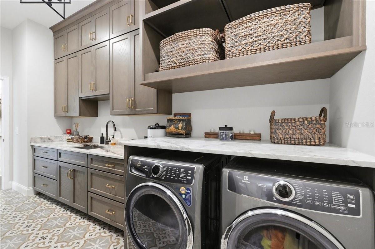 Image 37 of 80 For 2398 Heritage Lakes Drive