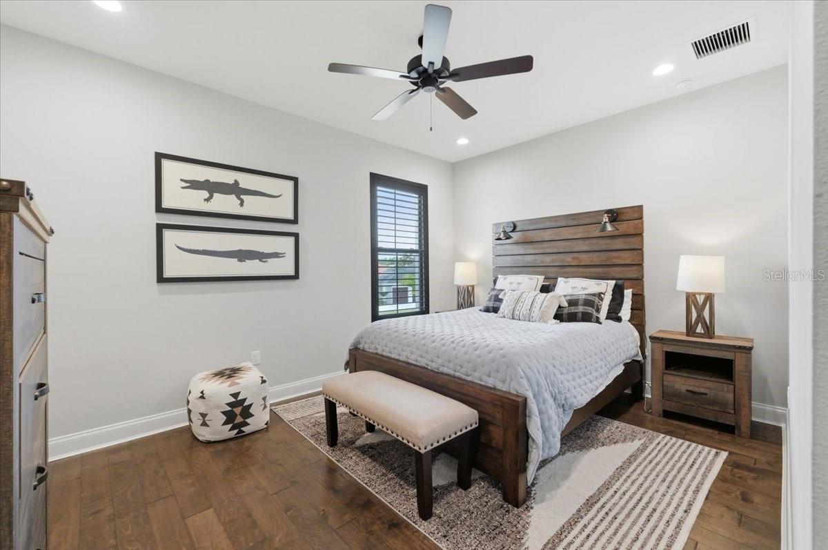 Image 40 of 80 For 2398 Heritage Lakes Drive