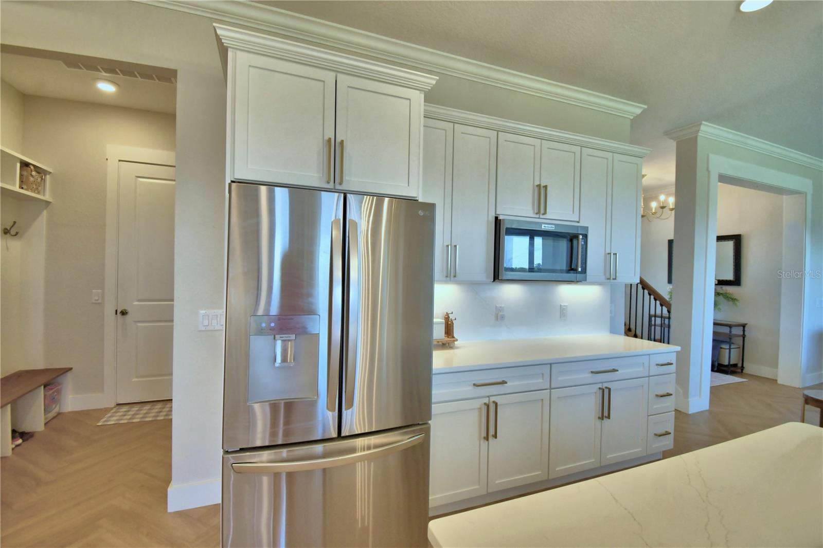 Image 21 of 100 For 203 Spring Azure Drive