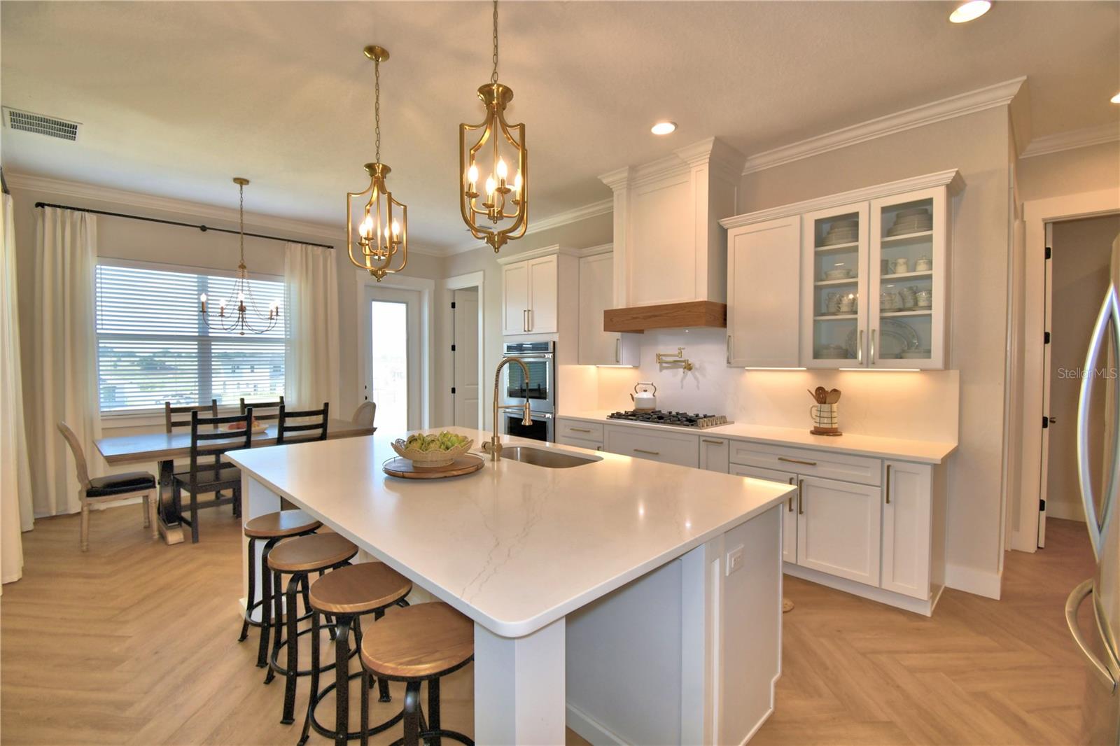 Image 23 of 100 For 203 Spring Azure Drive