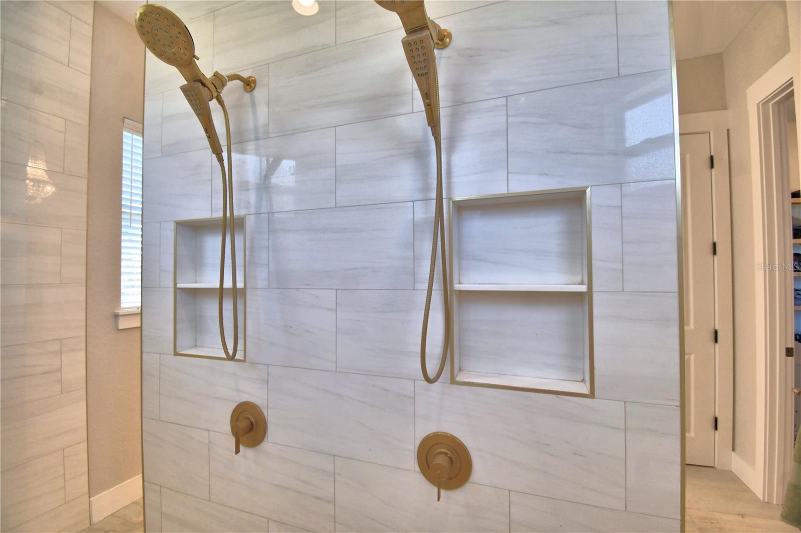 Image 56 of 100 For 203 Spring Azure Drive