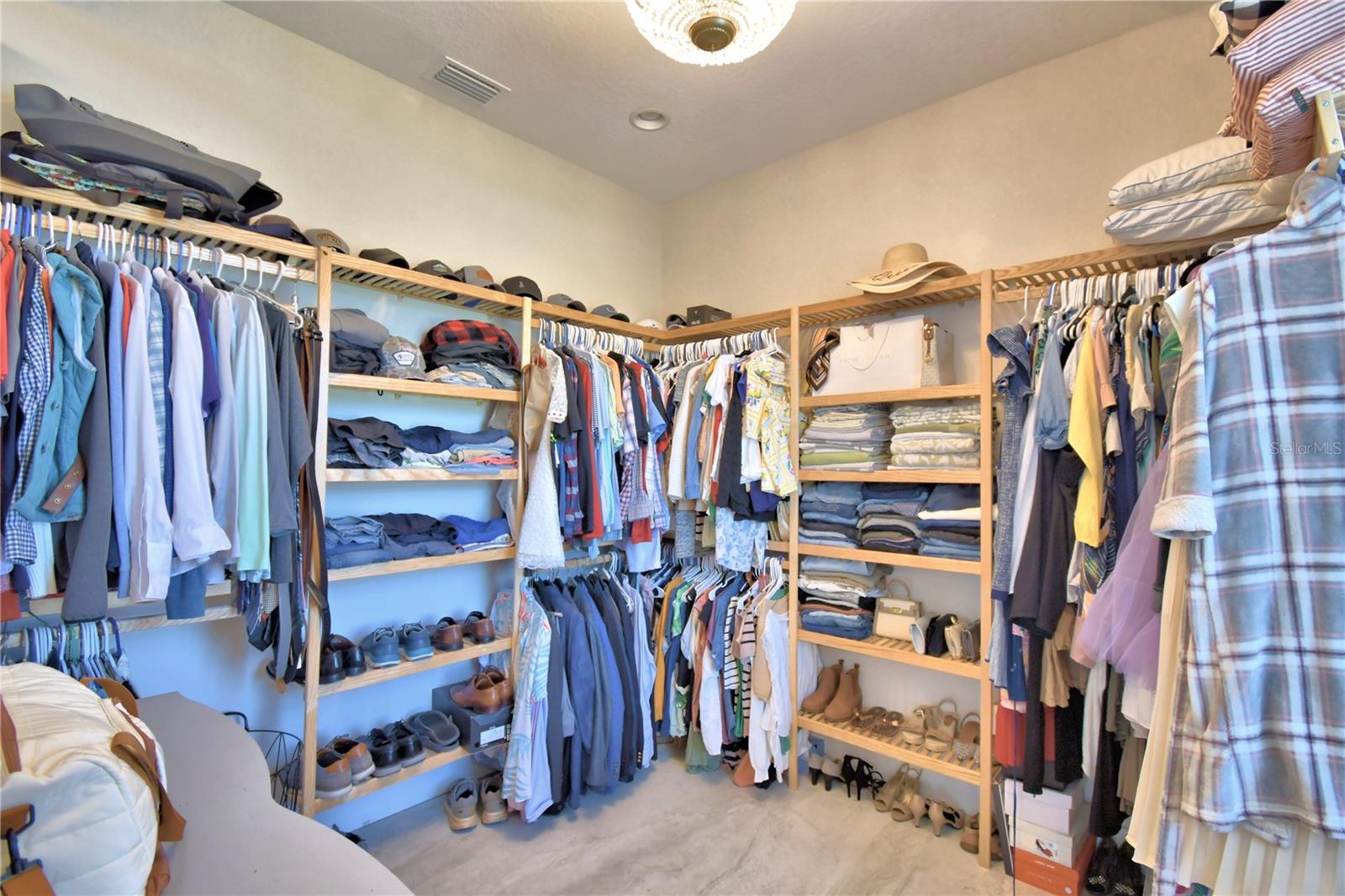 Image 57 of 100 For 203 Spring Azure Drive