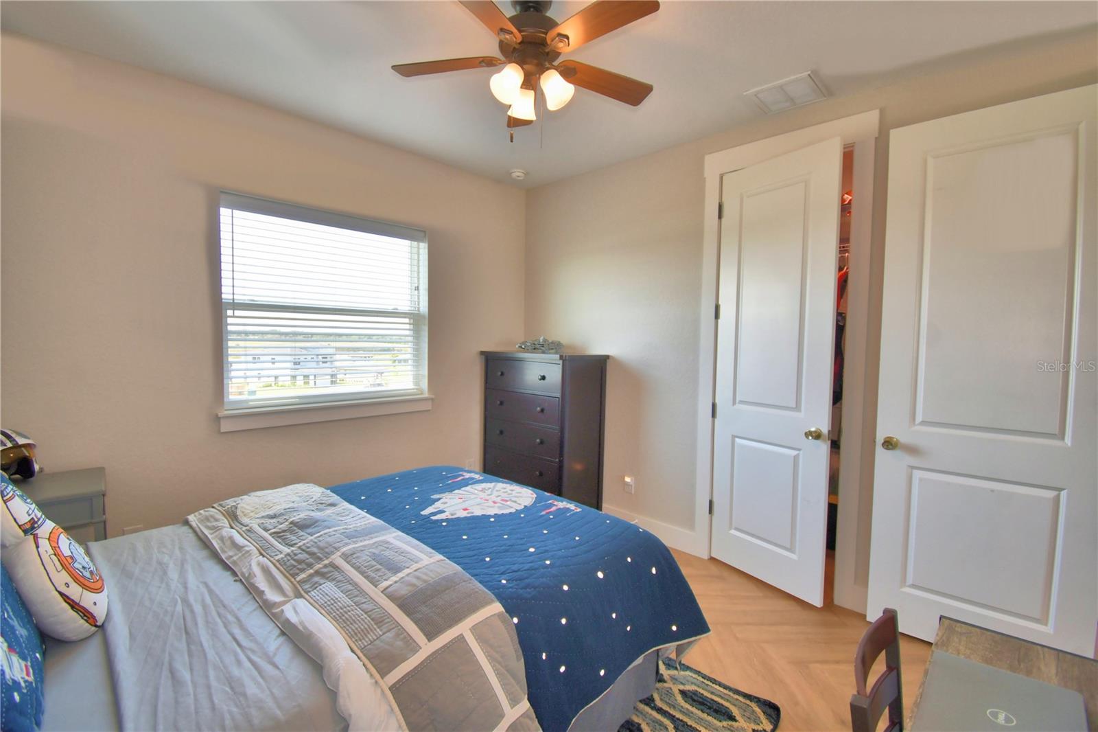 Image 75 of 100 For 203 Spring Azure Drive