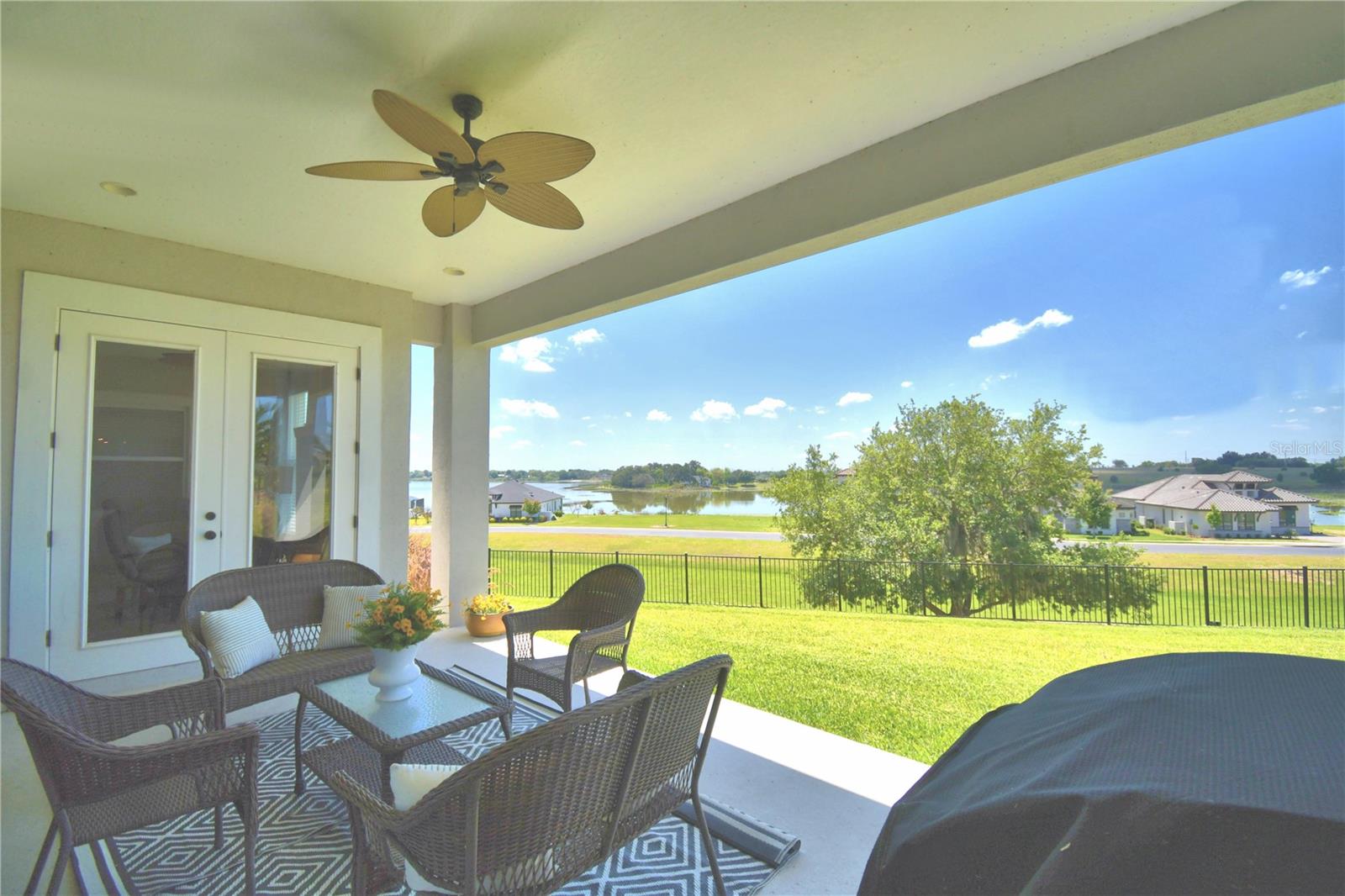 Image 80 of 100 For 203 Spring Azure Drive