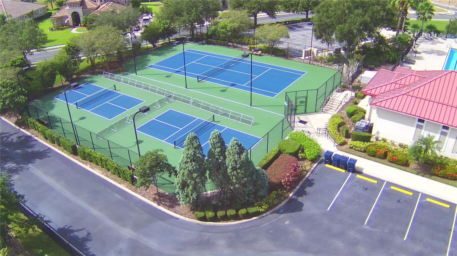 Image 88 of 100 For 203 Spring Azure Drive