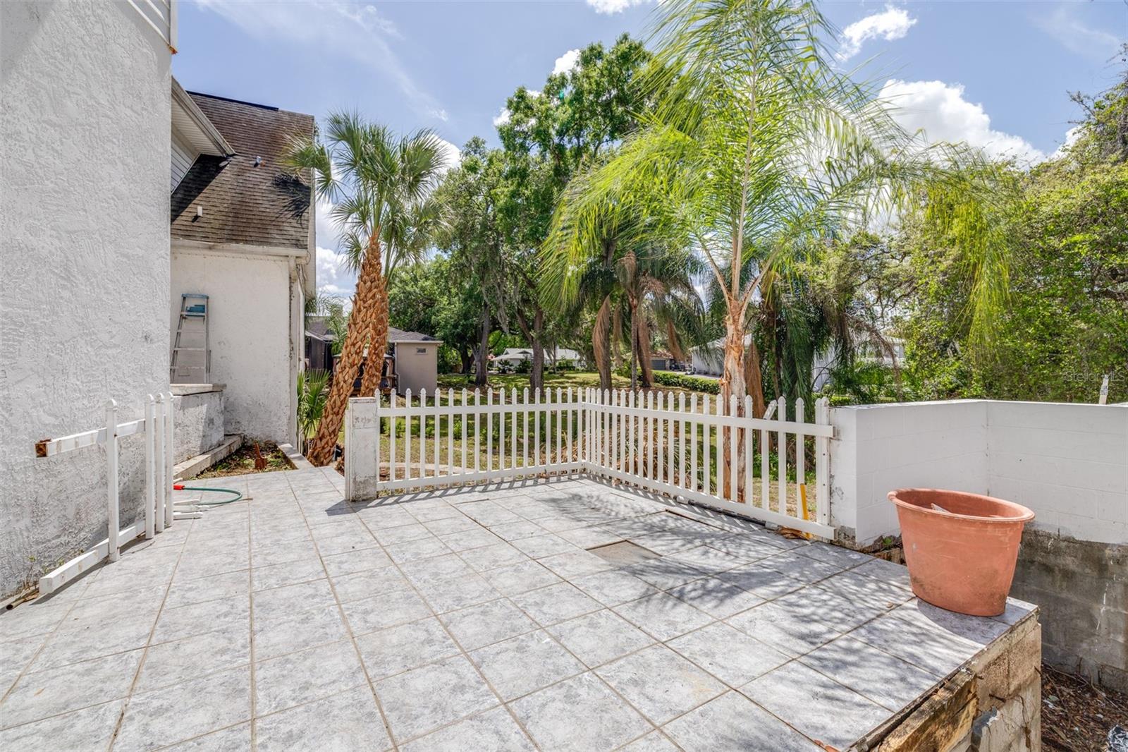 Image 18 of 25 For 954 Odoniel Drive