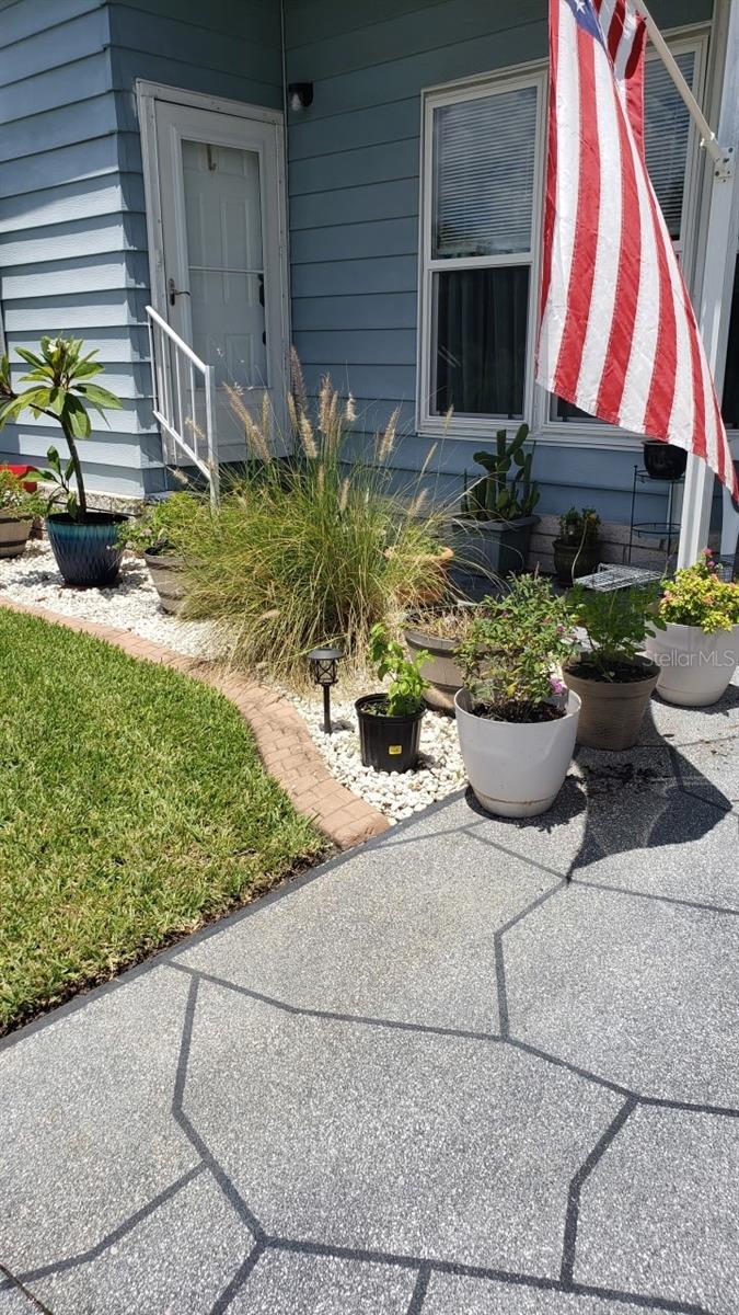 Image 13 of 100 For 336 Victoria Drive