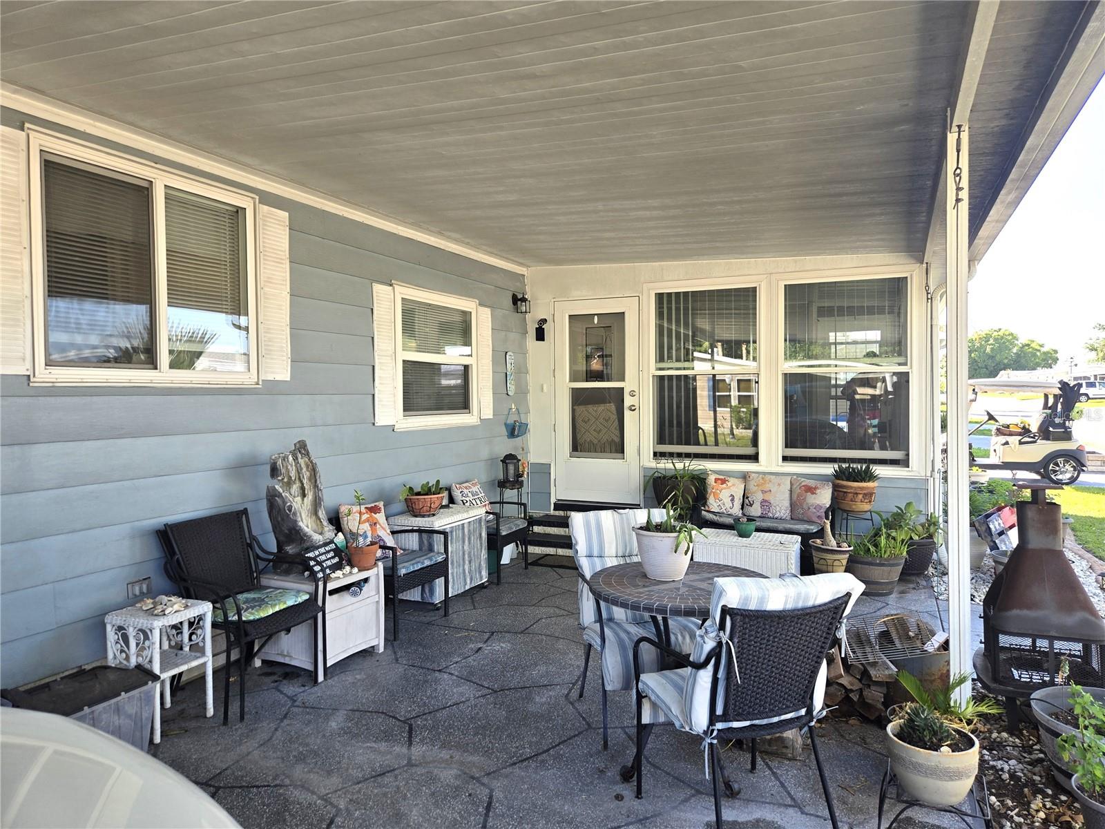 Image 17 of 100 For 336 Victoria Drive