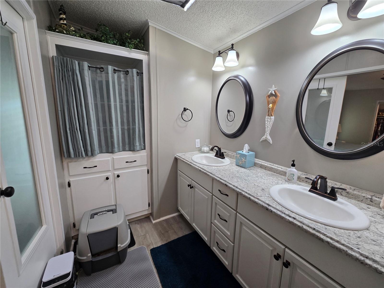 Image 45 of 100 For 336 Victoria Drive