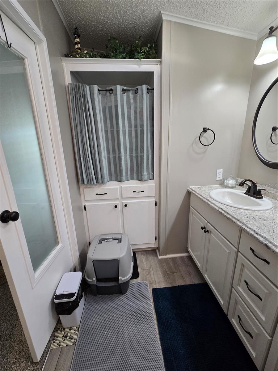 Image 52 of 100 For 336 Victoria Drive