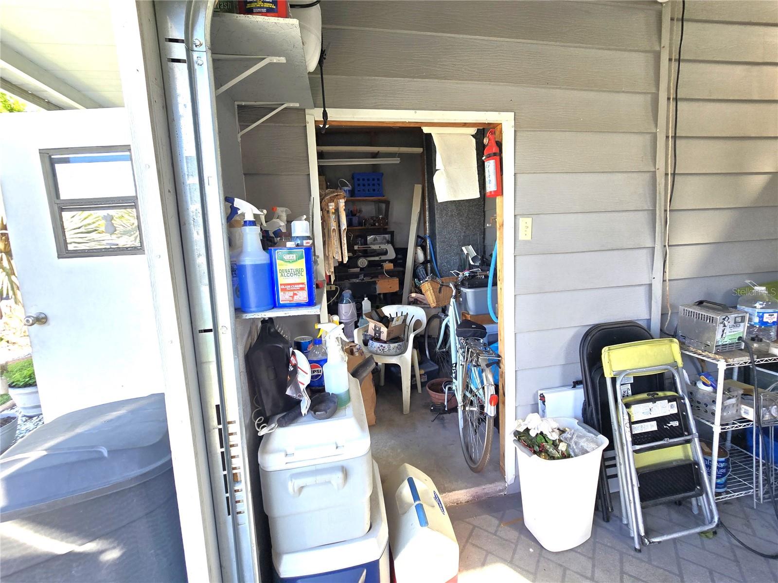 Image 9 of 100 For 336 Victoria Drive