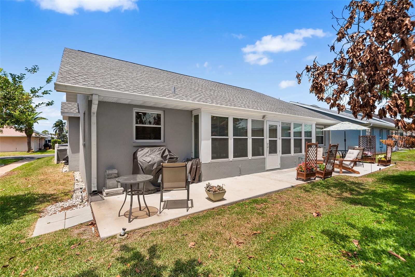 Image 19 of 41 For 510 Eastlake Dr