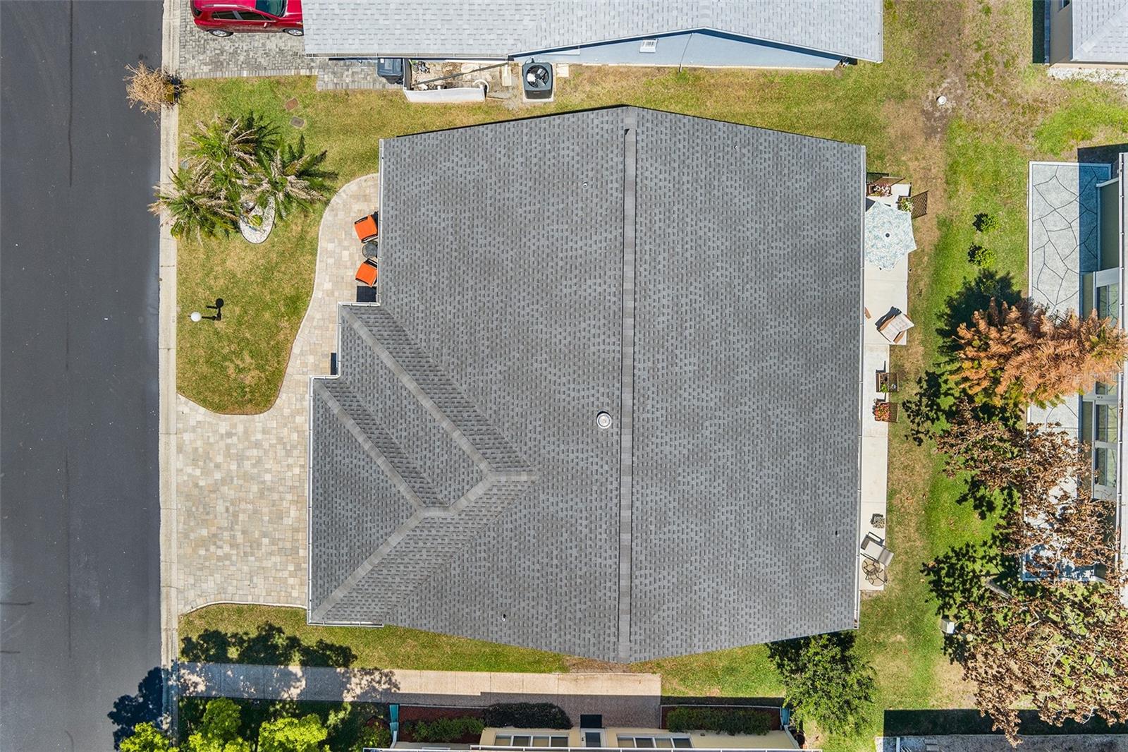 Image 33 of 41 For 510 Eastlake Dr