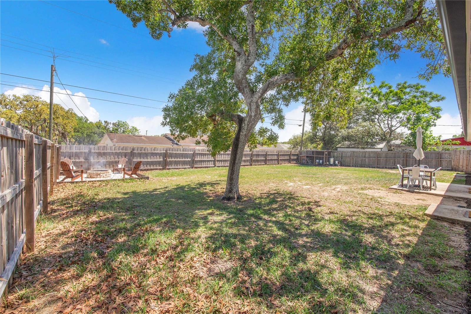 Image 30 of 44 For 838 Sherwood Drive