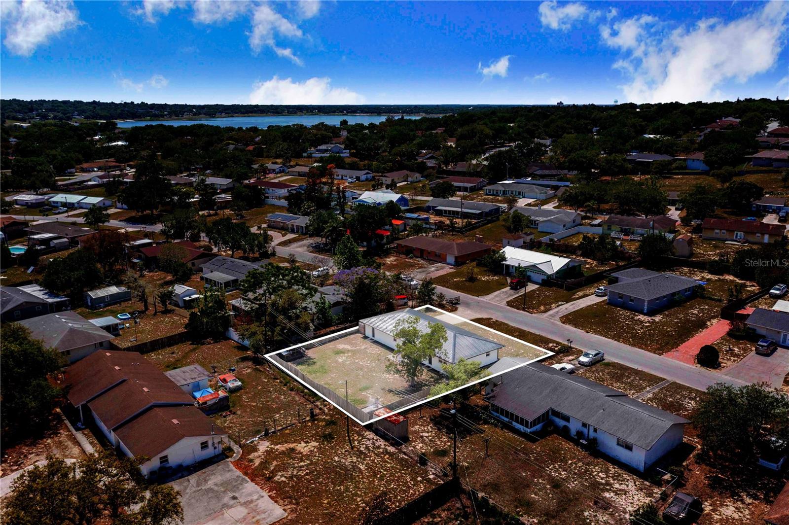 Image 34 of 44 For 838 Sherwood Drive