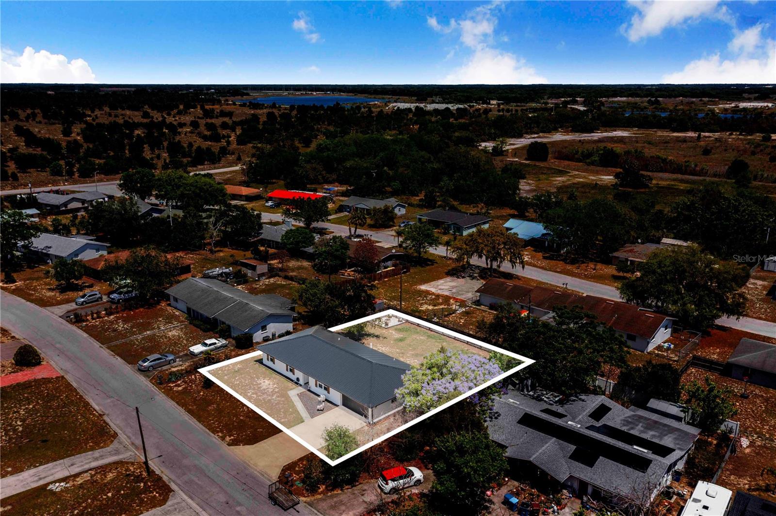 Image 39 of 44 For 838 Sherwood Drive