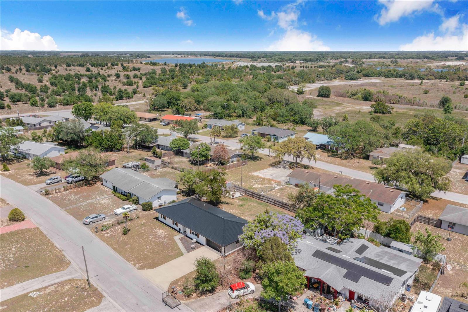 Image 40 of 44 For 838 Sherwood Drive