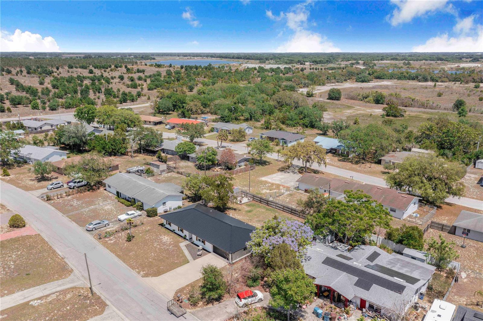 Image 41 of 44 For 838 Sherwood Drive