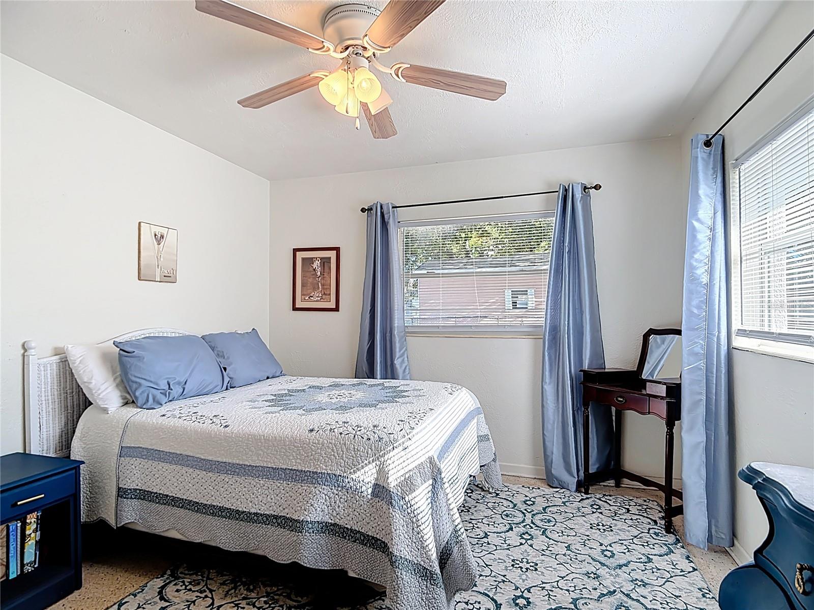 Image 33 of 38 For 831 Hillside Ave