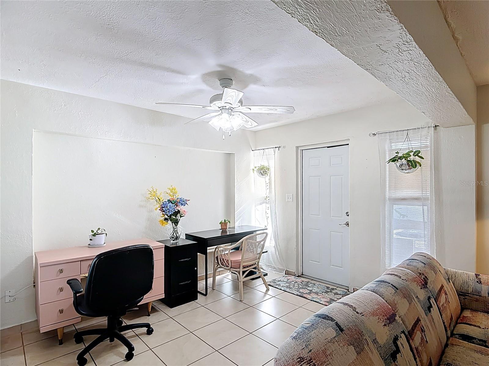 Image 7 of 38 For 831 Hillside Ave