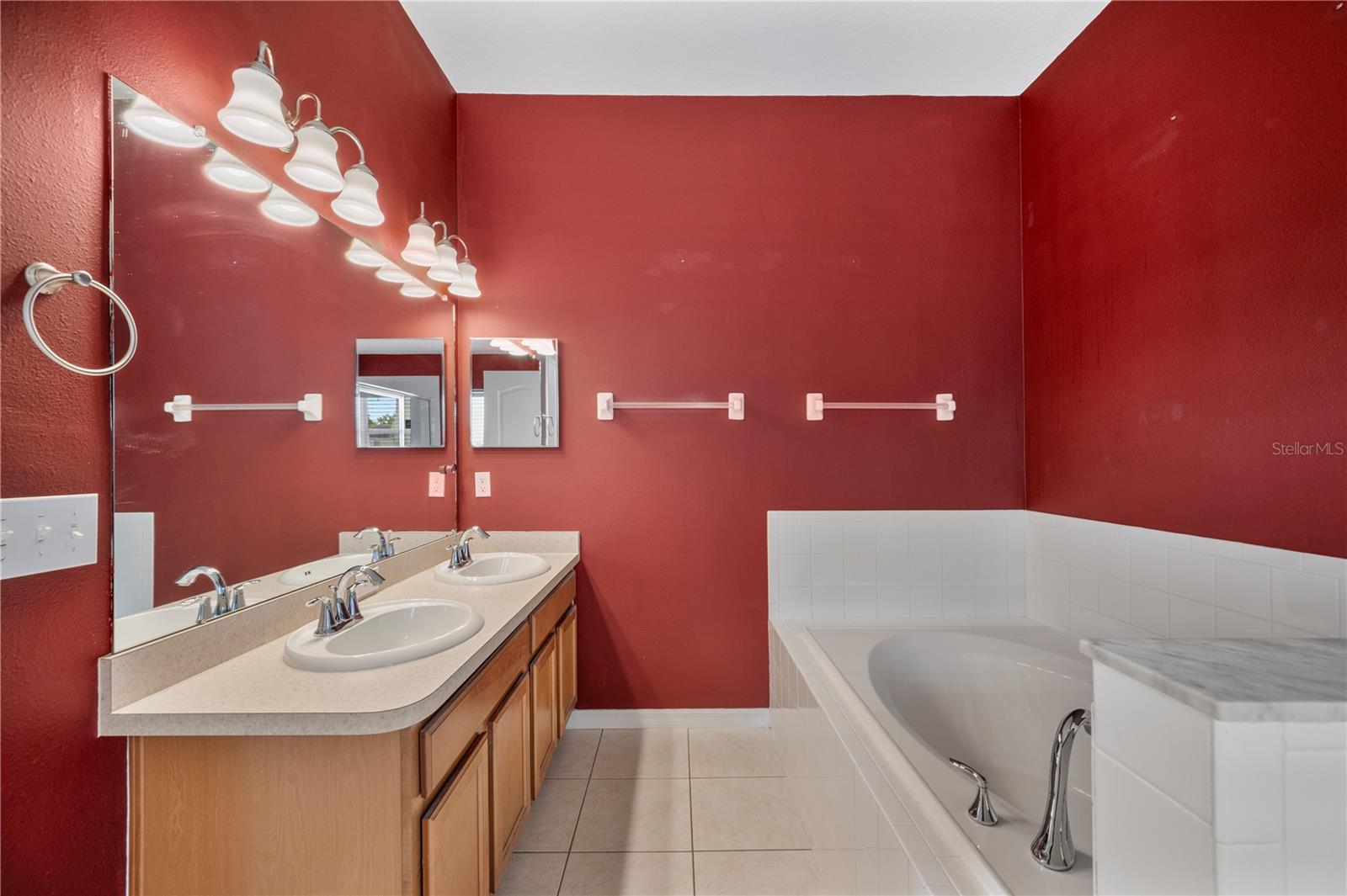 Image 18 of 44 For 7256 Twin Cedar Lane