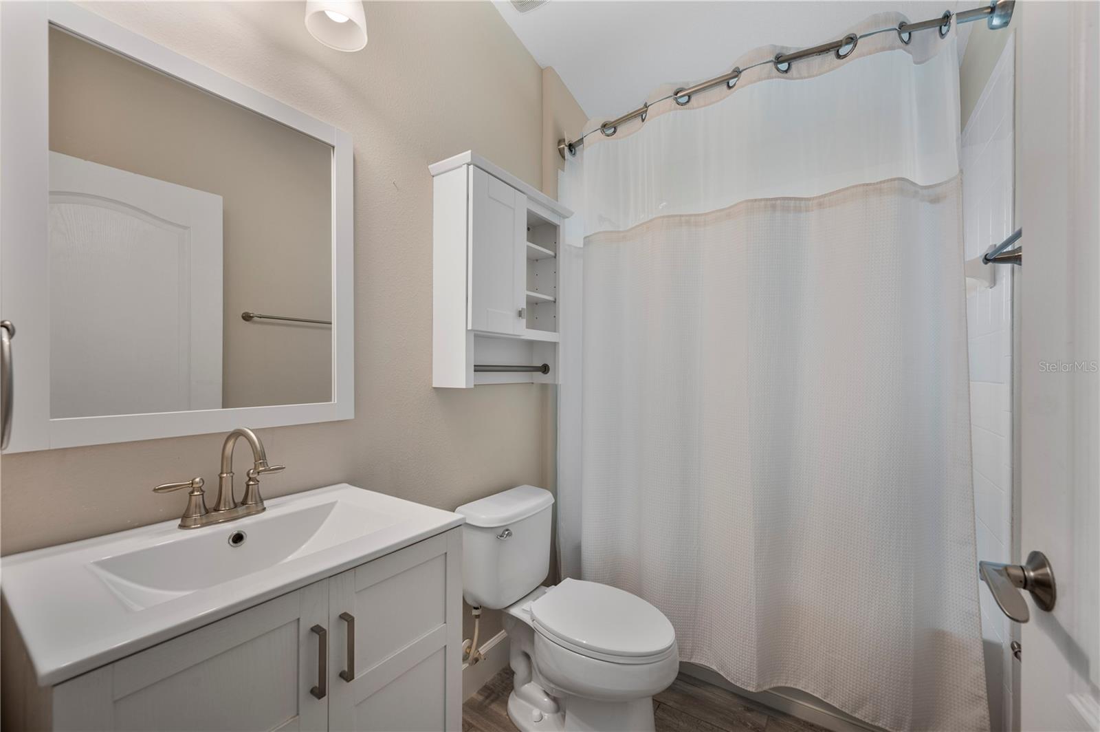 Image 22 of 44 For 7256 Twin Cedar Lane