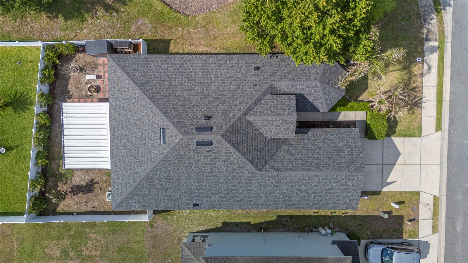 Image 36 of 44 For 7256 Twin Cedar Lane