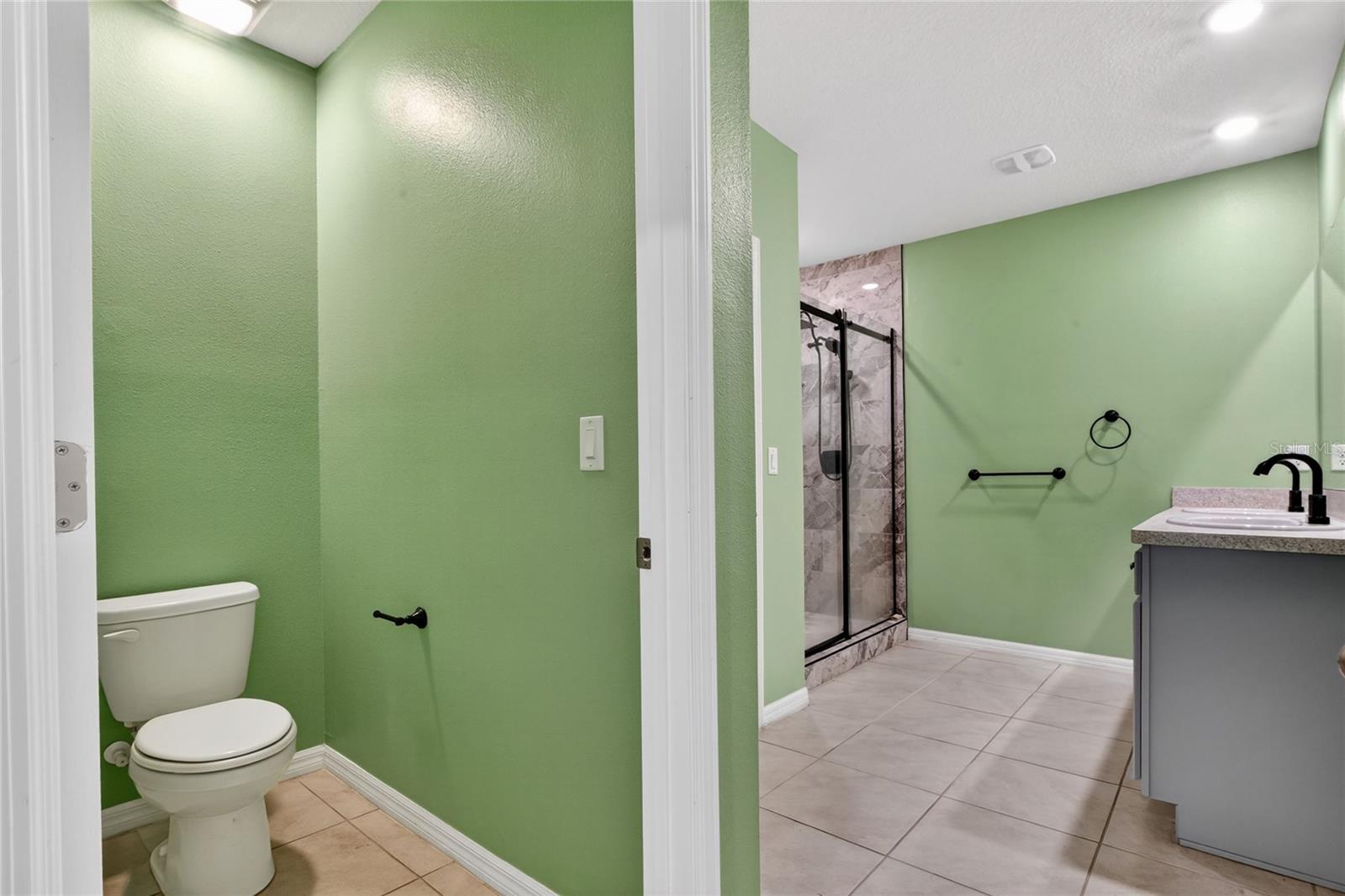 Image 31 of 44 For 208 Caleb Way