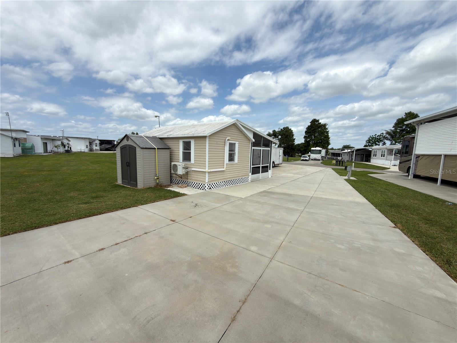 Image 10 of 27 For 5073 Shore Line Drive