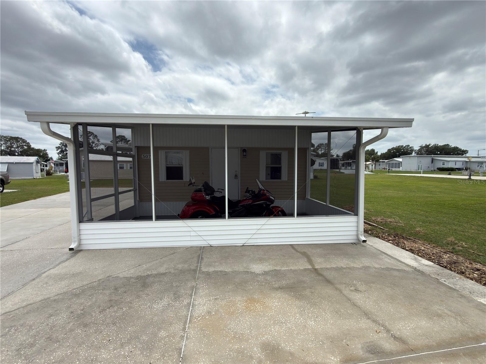 Image 2 of 27 For 5073 Shore Line Drive