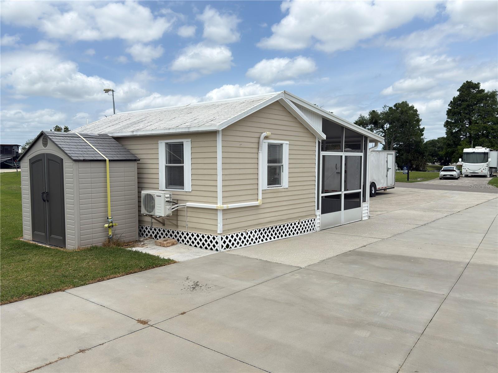 Image 9 of 27 For 5073 Shore Line Drive