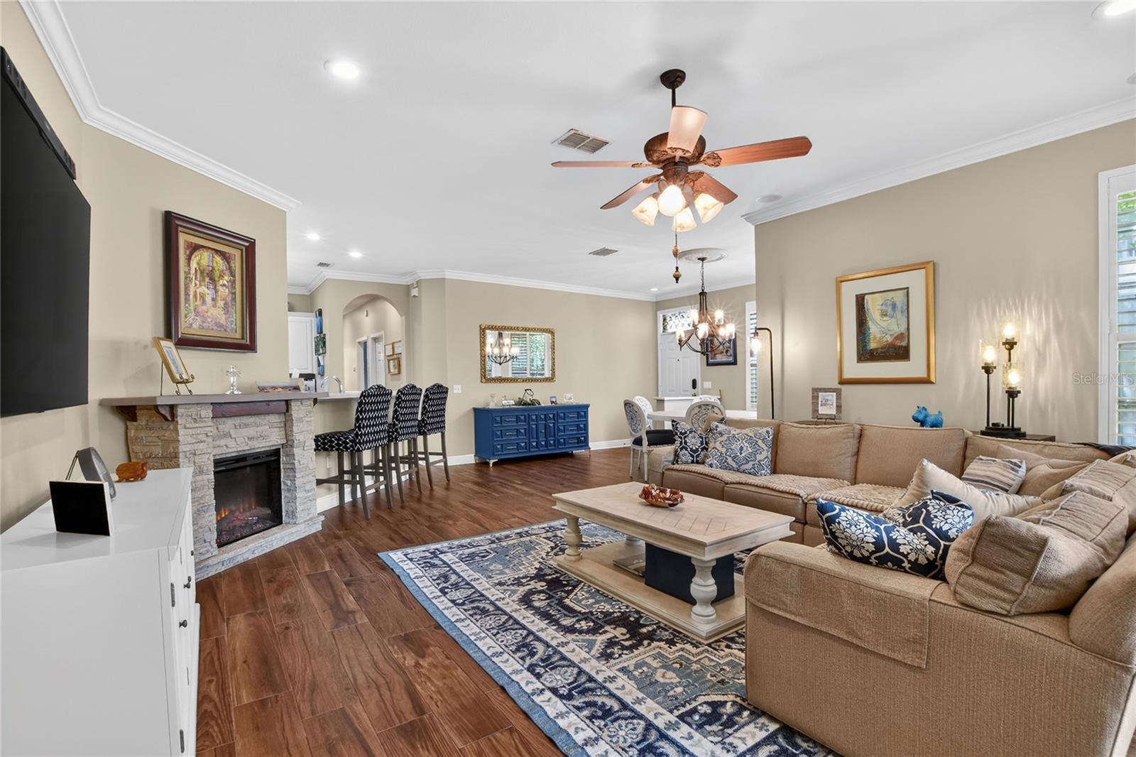 Image 10 of 66 For 606 Grasslands Village Circle