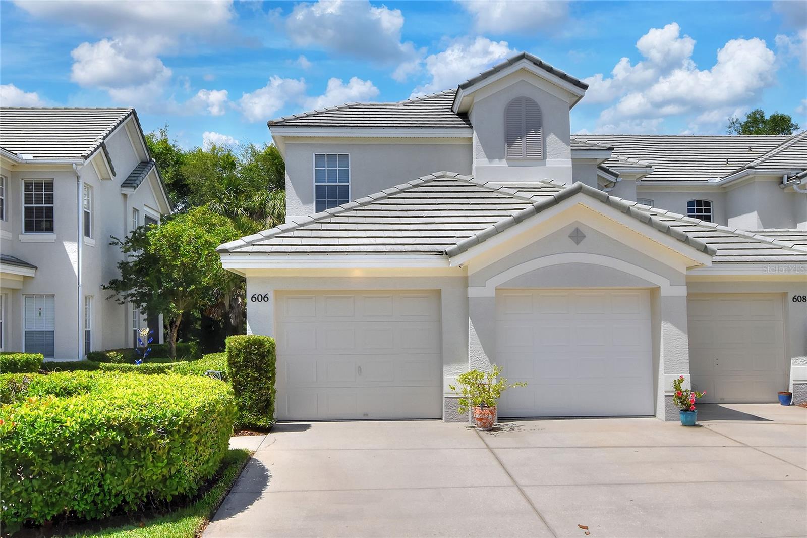 Image 2 of 66 For 606 Grasslands Village Circle