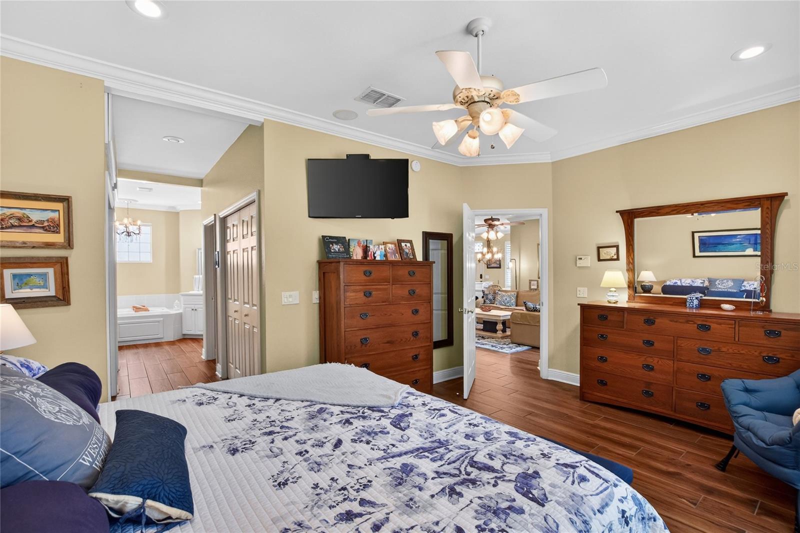 Image 29 of 66 For 606 Grasslands Village Circle